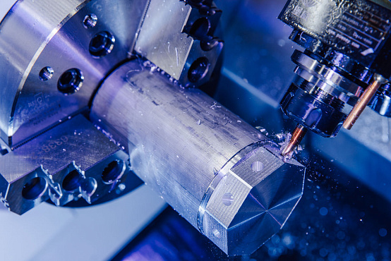 Токарно-фрезерный центр с наклонной станиной KTL 52M/500 ЦТО CNC