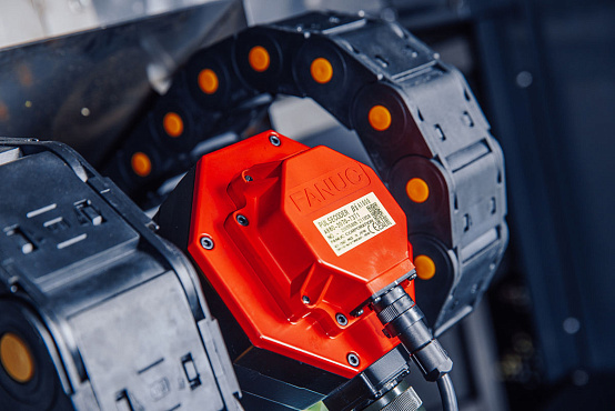 Токарно-фрезерный центр с наклонной станиной KTL 52M/500 ЦТО CNC