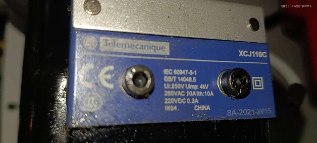 Выключатель концевой XCJ 110C