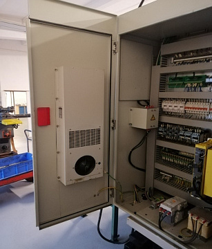 Вертикальный обрабатывающий центр 850F Fanuc