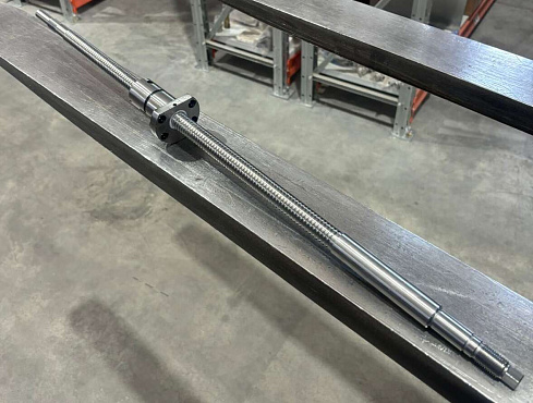 ШВП оси Х (L=740мм) для KE36