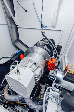 Токарно-фрезерный центр с наклонной станиной KTL 52M/500 ЦТО CNC