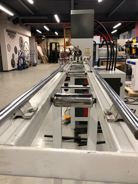 Гидравлический пресс для угловой резки металлического профиля KPC-18NC