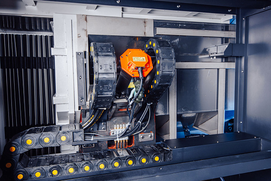 Токарно-фрезерный центр с наклонной станиной KTL 52M/500 ЦТО CNC