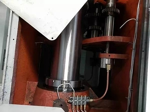 Токарный станок с ЧПУ KE36/1000 Siemens (гидравлика)